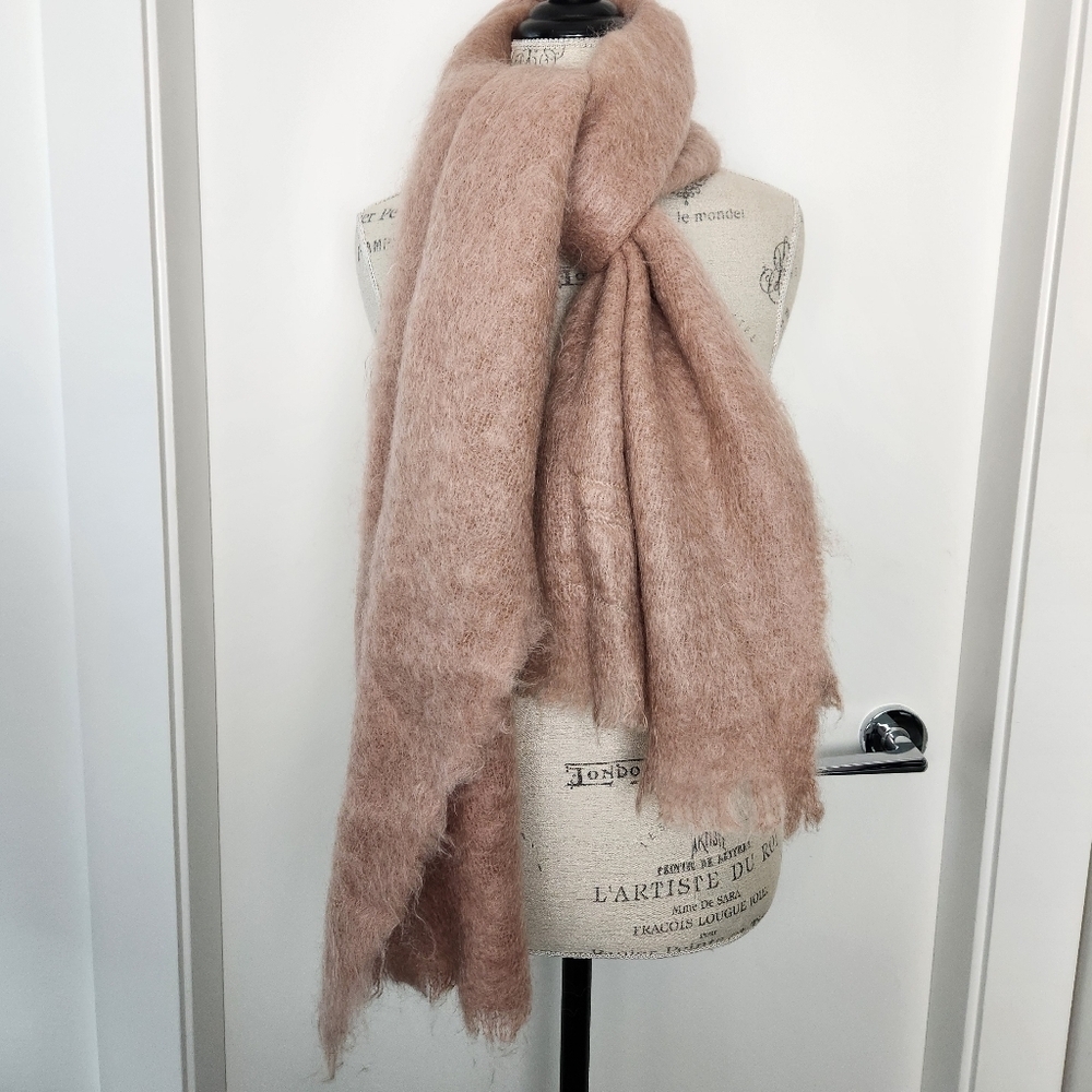 Pink Scottish mohair shawl blanket scarf